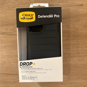 OtterBox Black Defender Pro Case Rugged Protection